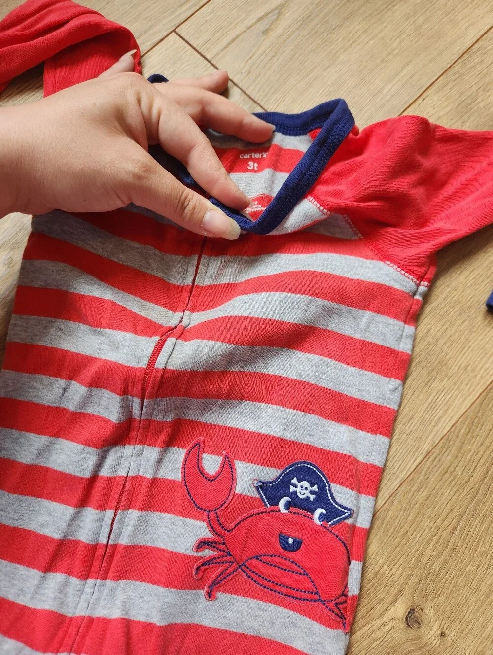 Carter's Boys 3t Footless Crab pajamas